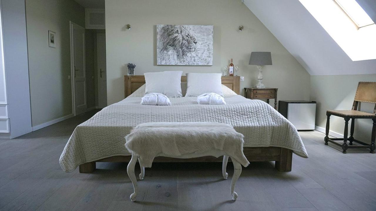 Hotel Liszkay Borkuria à Monoszlo Extérieur photo