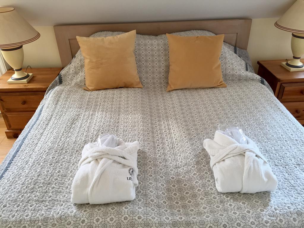 Hotel Liszkay Borkuria à Monoszlo Extérieur photo